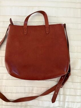 Madewell Women’s Leather small Tote Bag in Chestnut Brown
